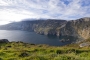 landschaft-panorama-steil-felsen-abhang-West-Kueste-gruene-Irland-A_NIK4668a